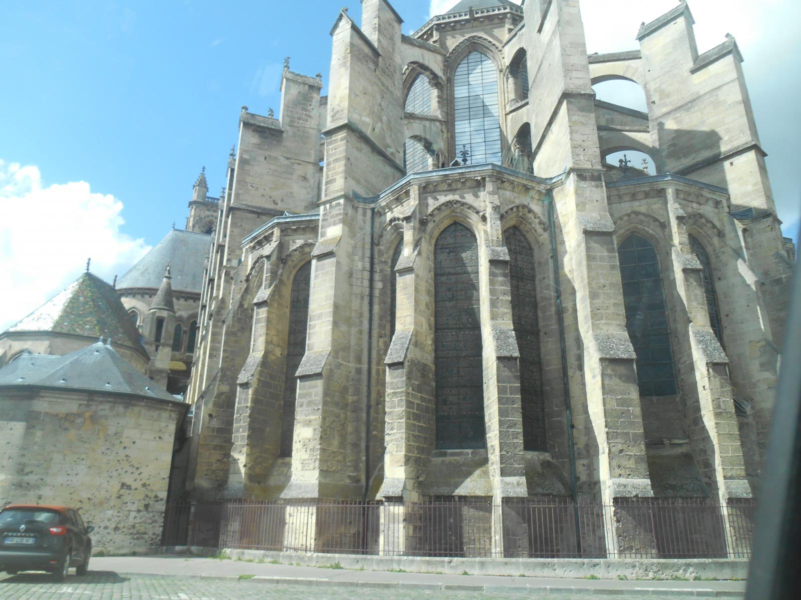 Magnifique cathédrale ( Soissons )