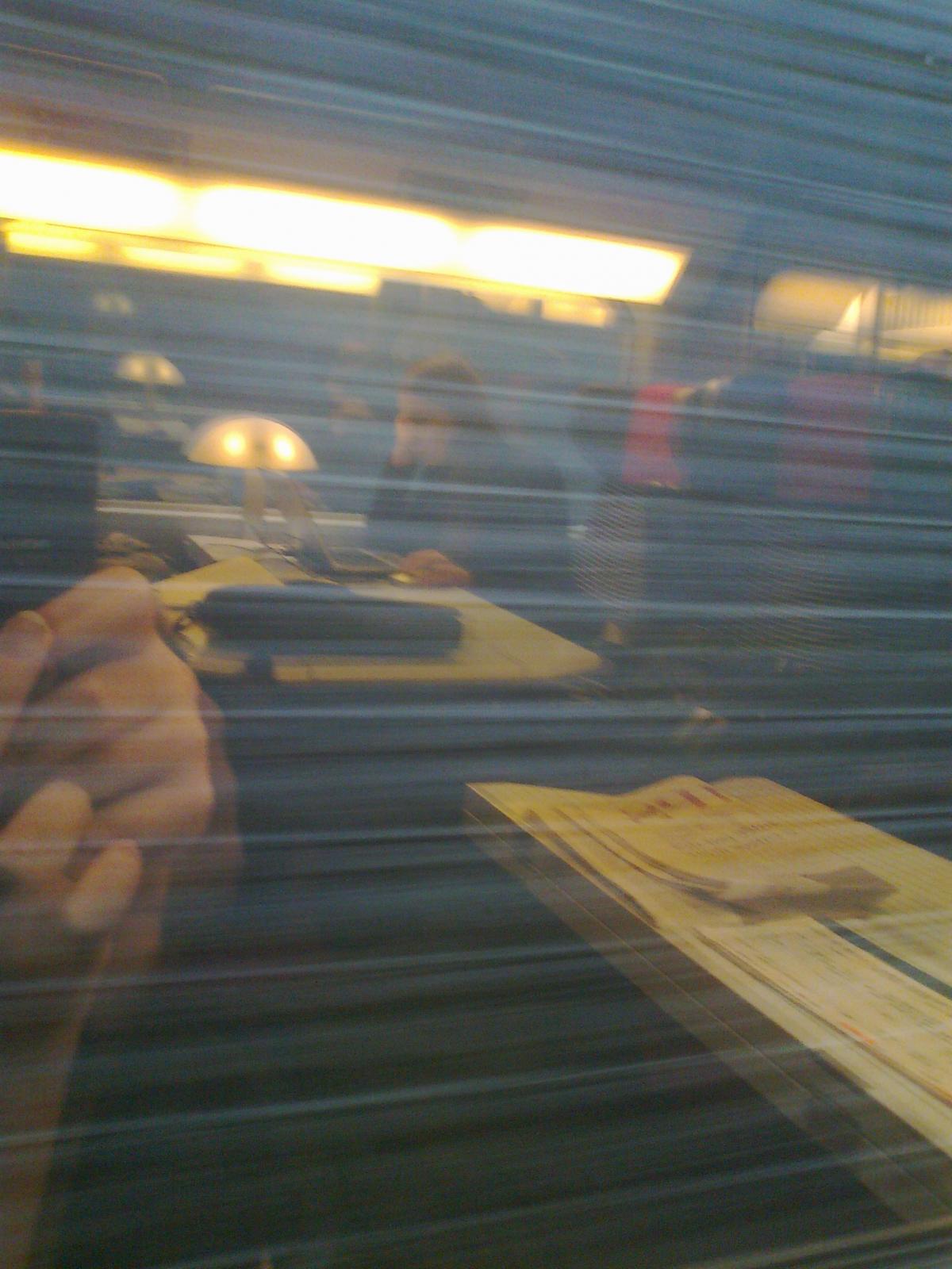 Paysages surréalistes vu du train Genève - Paris ()